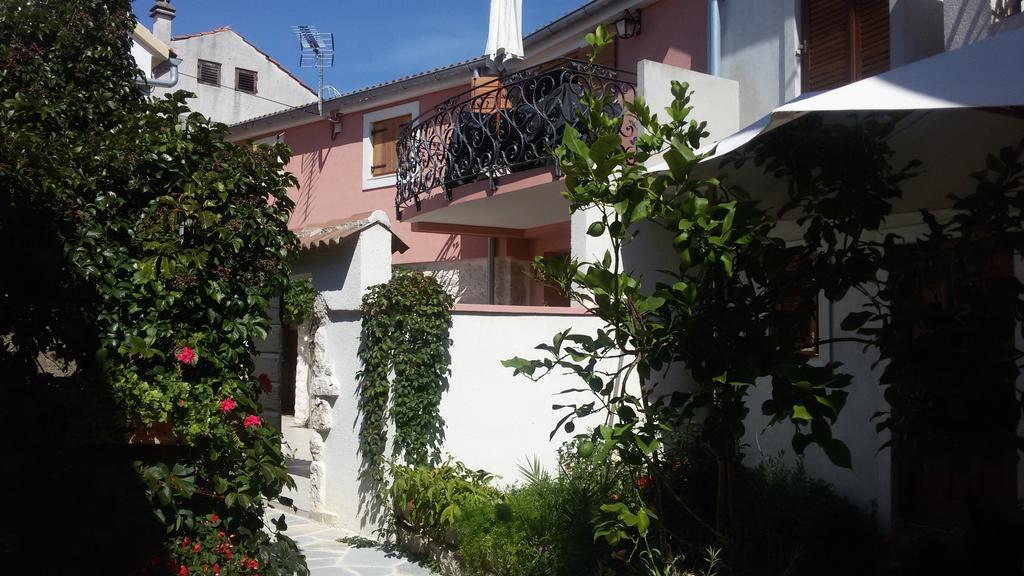 Apartment Elda Petrcane Ngoại thất bức ảnh